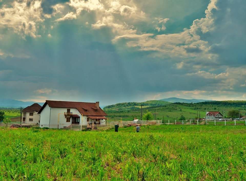 Vila Tara Hategului Экстерьер фото